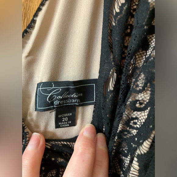 Women’s cocktail dress. Collection by Dressbarn. Size 20W - Picture 3 of 3